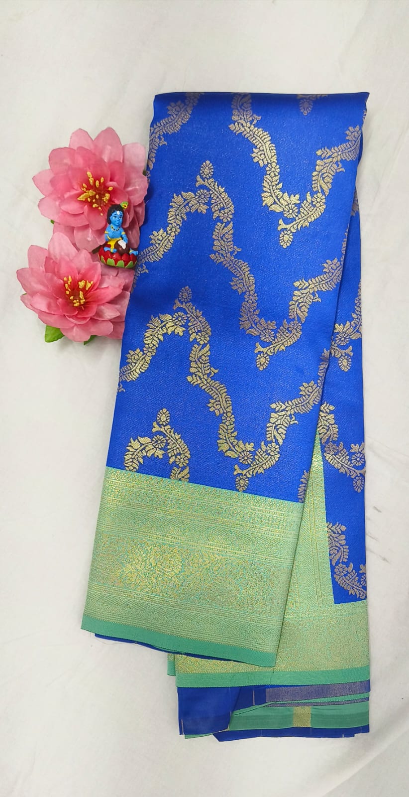 Mysore Crepe Silk Neckless Design Saree