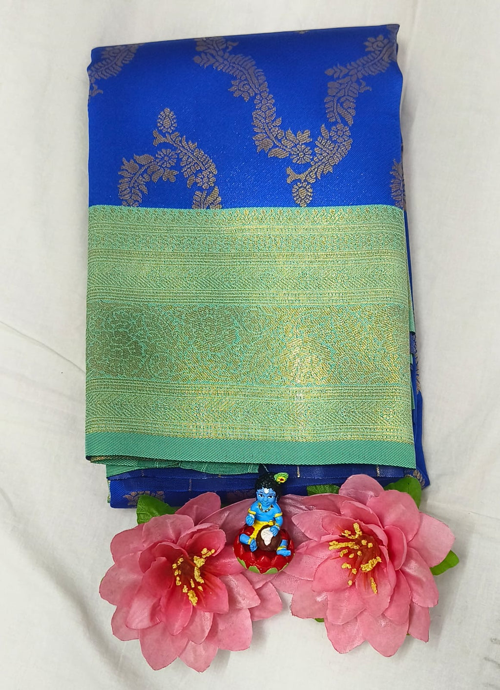 Mysore Crepe Silk Neckless Design Saree